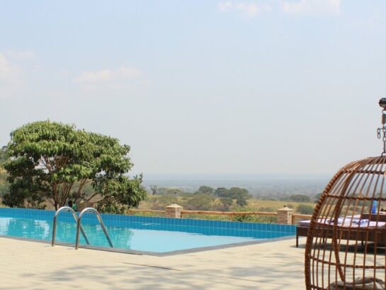 We believe that it is safe to travel to Uganda for a safari or holiday trip. Our opinion is based on our experience traveling with foreigners within the country for the past few years